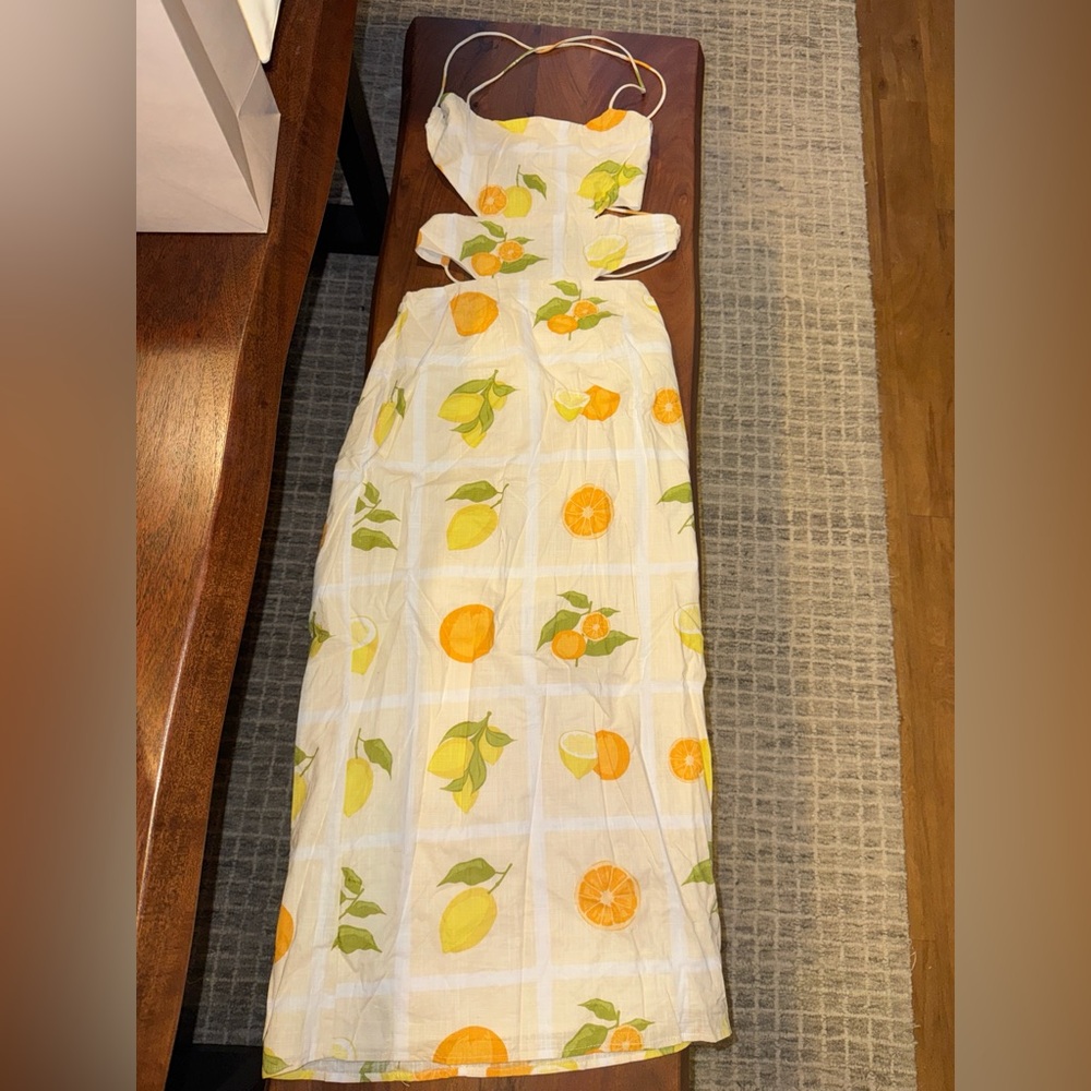 Strappy Italian inspired dress - Picture 2 of 4
